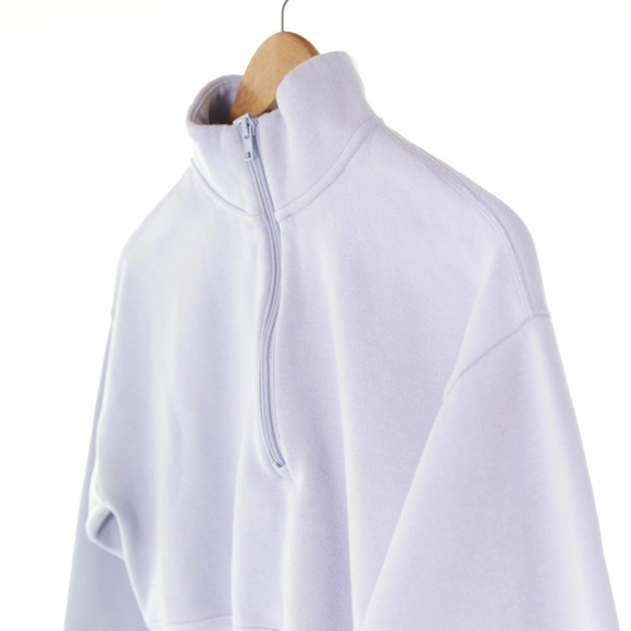 SKIMS Light Purple Half-Zip Cropped Sweatshirt - Picture 3 of 7